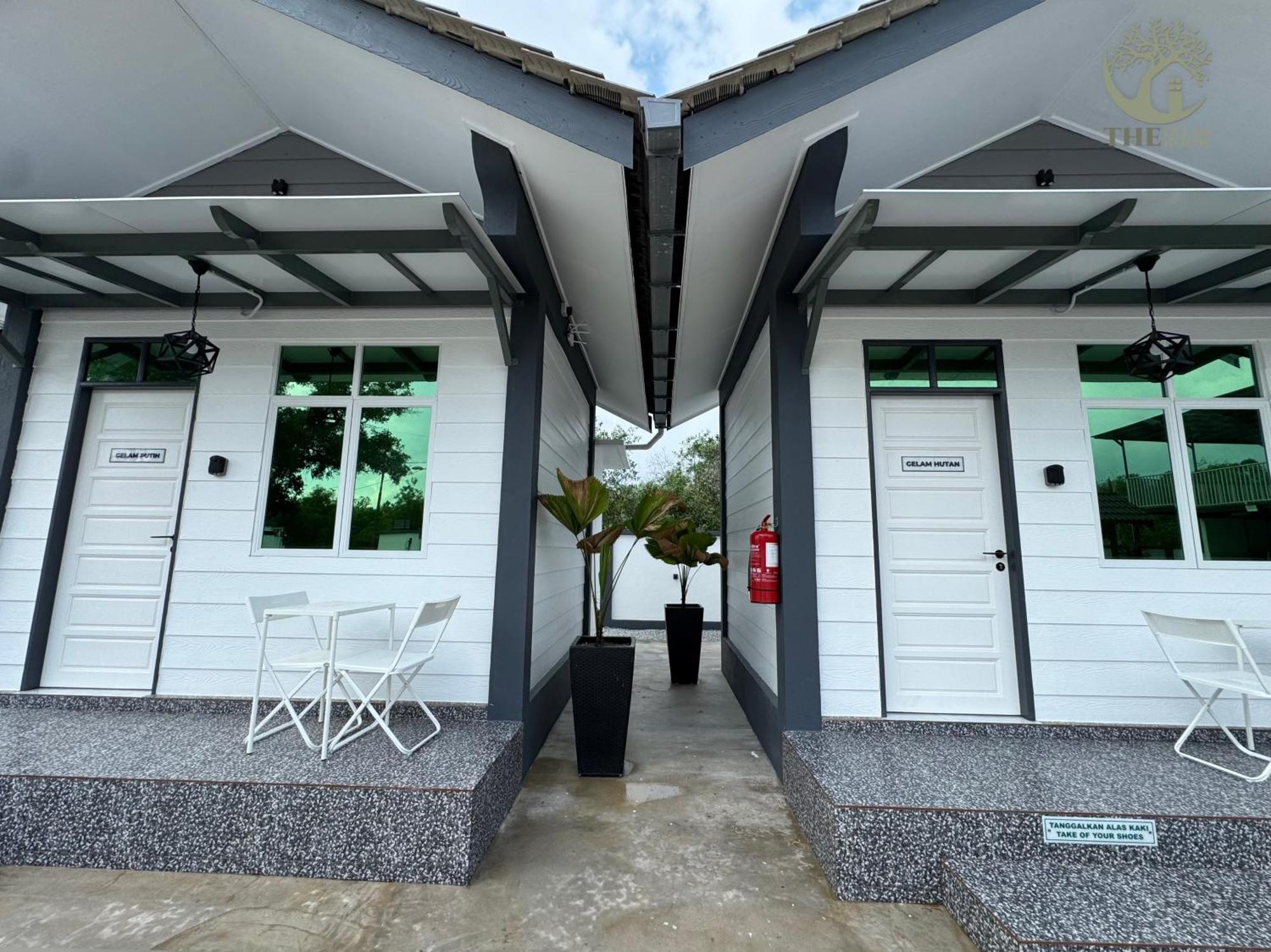 Kampong Telaga Papan The Gelam House 빌라 외부 사진